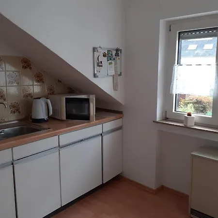 Ferienwohnung Steinfeld 孔茨
